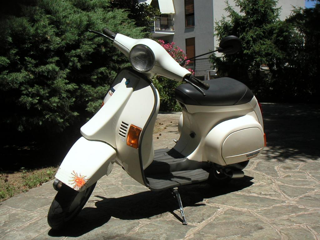 Vespa Hp 014b.JPG